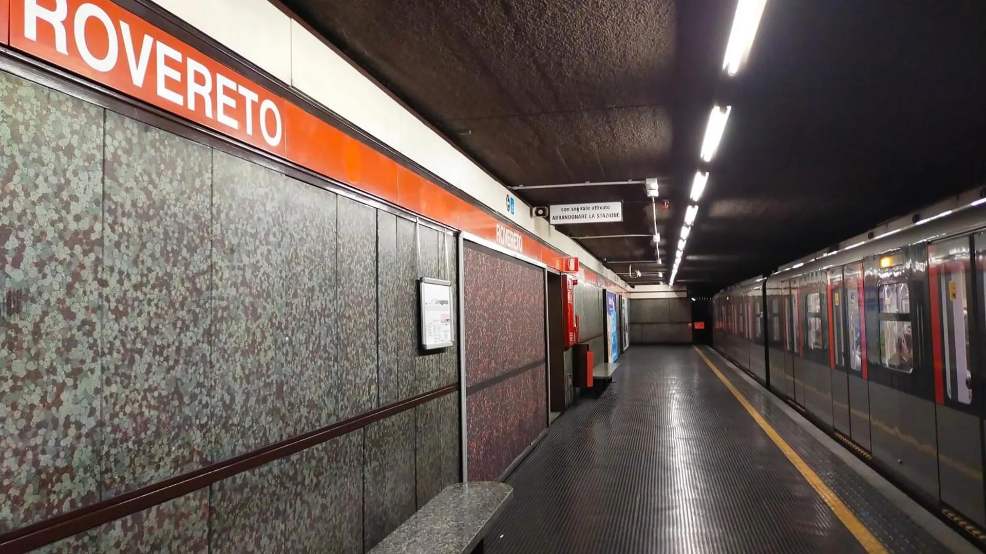 Apartment Cityloft Milano, Two Meters From Metro Station For The Duomo